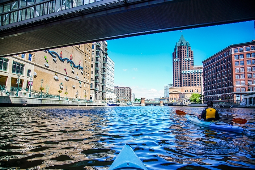 Kayaking Milwaukee River, Milwaukee Kayak Company, WIsconsin