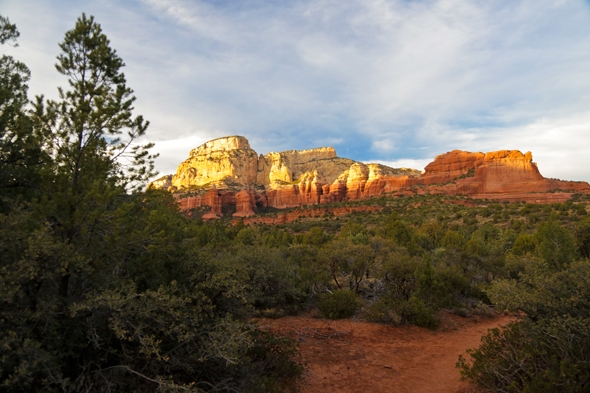 Hiking the Red Rock Trails in Sedona, AZ