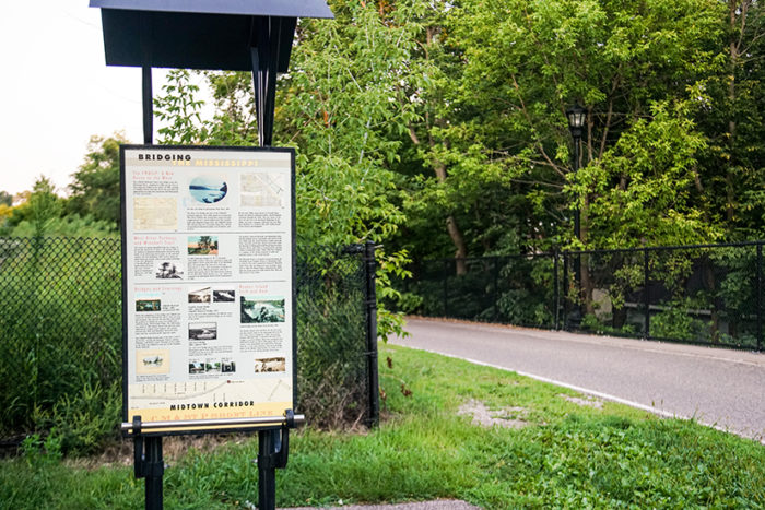 Urban Biking The Midtown Greenway - Bike Ride Midtown Greenway Minneapolis Minnesota Raleigh Bikes 06 700x467